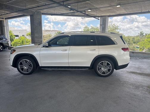 White 2020 Mercedes-Benz GLS 450 4MATIC