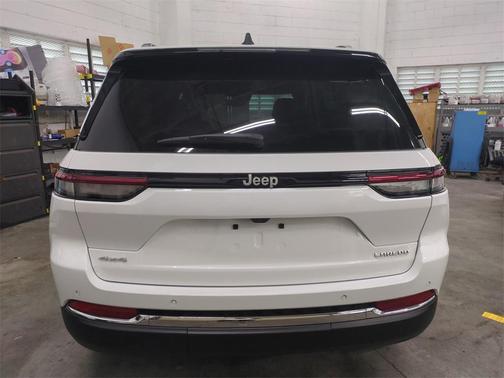 2024 Jeep Grand Cherokee Laredo