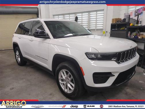 2024 Jeep Grand Cherokee Laredo