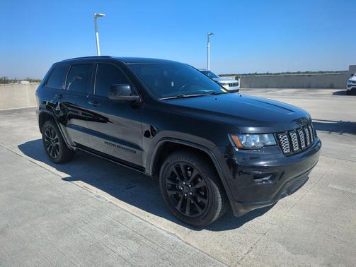 2018 Jeep Grand Cherokee Altitude