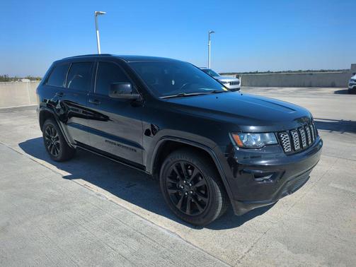 2018 Jeep Grand Cherokee Altitude