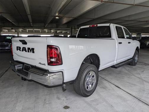 2025 RAM 2500 Tradesman Crew Cab 4x4 8' Box