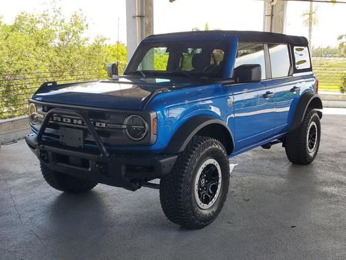 Blue 2023 Ford Bronco Big Bend