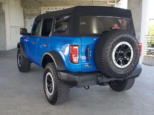 Blue 2023 Ford Bronco Big Bend