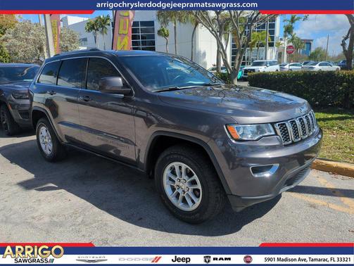 2020 Jeep Grand Cherokee Laredo