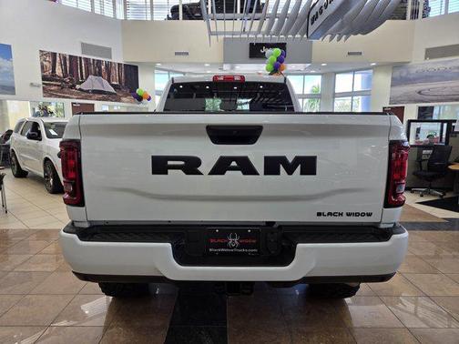 2025 RAM 2500 Big Horn Crew Cab 4x4 6'4' Box