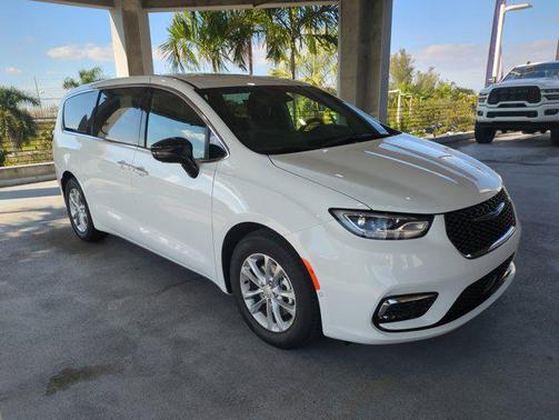 2026 Chrysler Pacifica L