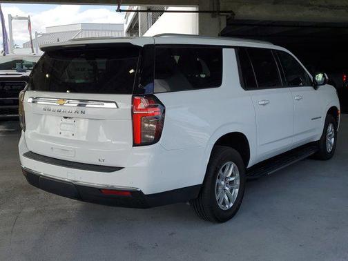 Summit White 2024 Chevrolet Suburban LT