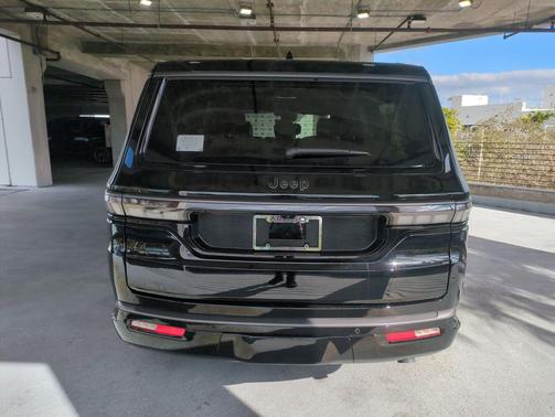 2026 Jeep Grand Wagoneer L Limited Reserve 4x4