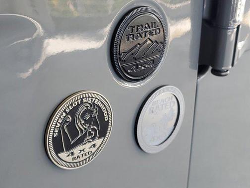 Sting-Gray Clearcoat 2021 Jeep Wrangler Unlimited Sahara