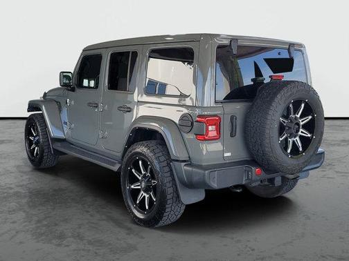 Sting-Gray Clearcoat 2021 Jeep Wrangler Unlimited Sahara