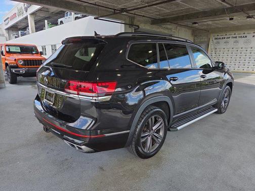 2021 Volkswagen Atlas 3.6L SE w/Technology