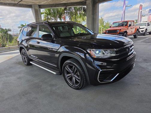 2021 Volkswagen Atlas 3.6L SE w/Technology