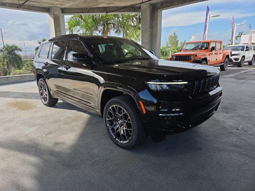 2025 Jeep Grand Cherokee L Summit Reserve
