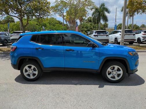 2023 Jeep Compass Sport