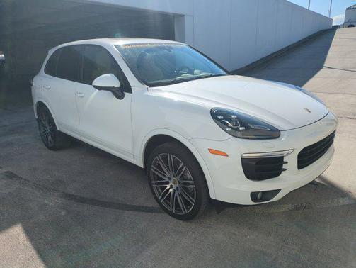 2018 Porsche Cayenne Cayenne