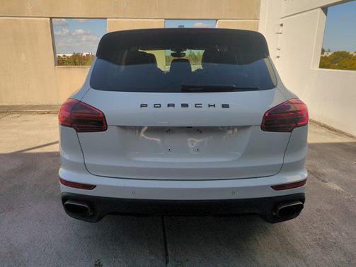 2018 Porsche Cayenne Cayenne
