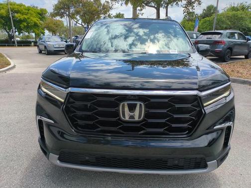 2023 Honda Pilot AWD Elite