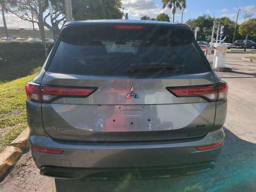 2024 Mitsubishi Outlander SE Black Edition S-AWC