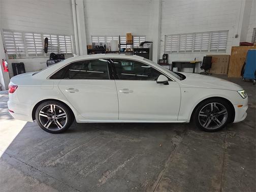 2018 Audi A4 2.0T ultra Premium Plus