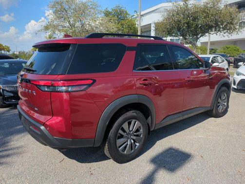 2024 Nissan Pathfinder SV FWD