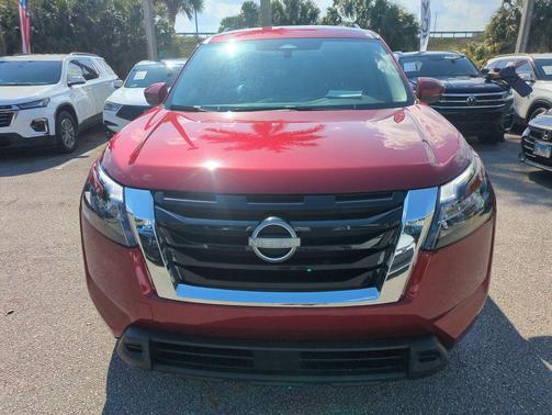 2024 Nissan Pathfinder SV FWD