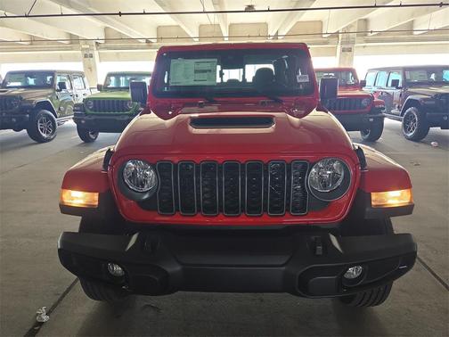 2025 Jeep Gladiator Sport S