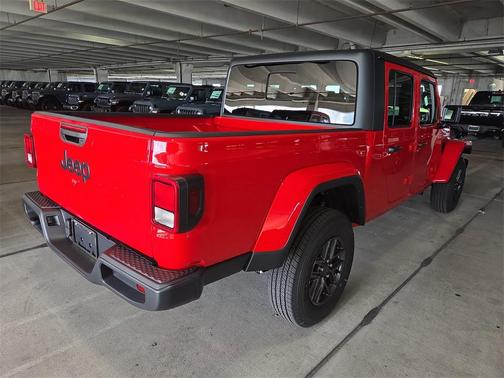 2025 Jeep Gladiator Sport S