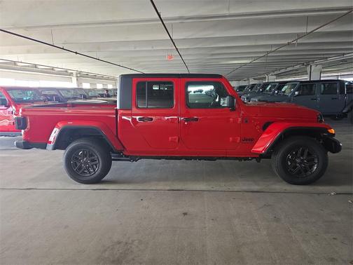 2025 Jeep Gladiator Sport S