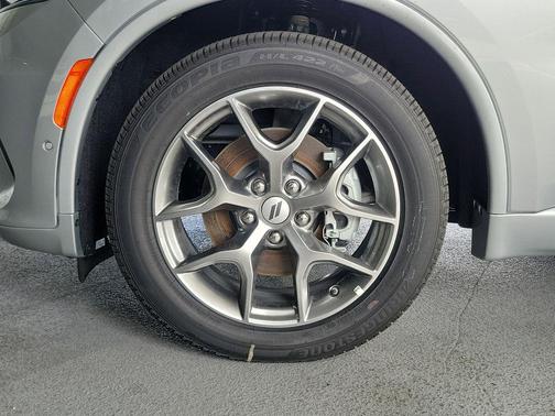 Triple Nickel 2026 Dodge Durango GT HEMI V8 AWD