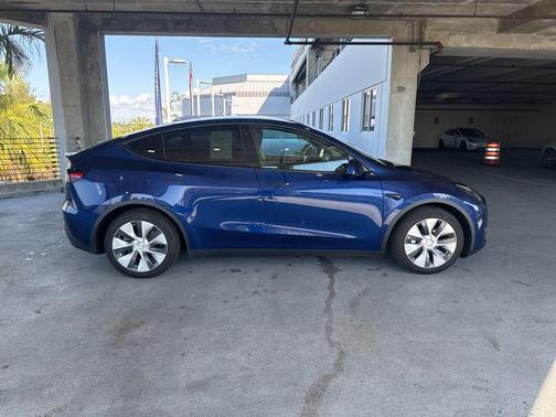 2020 Tesla Model Y Long Range Dual Motor All-Wheel Drive