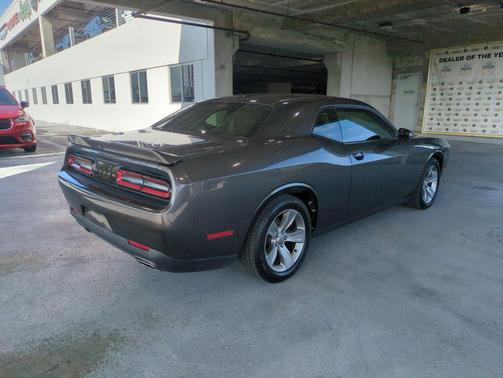 Granite Pearlcoat 2019 Dodge Challenger SXT