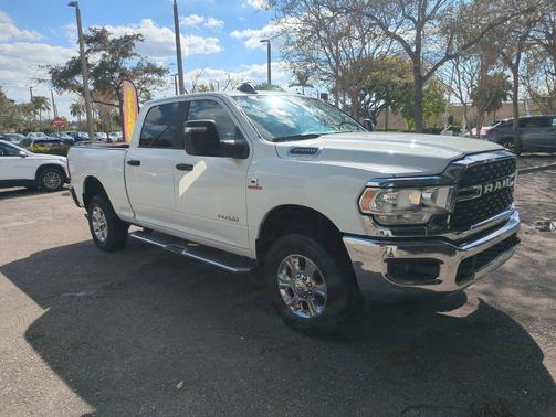 2024 RAM 2500 Big Horn Crew Cab 4x4 6'4' Box