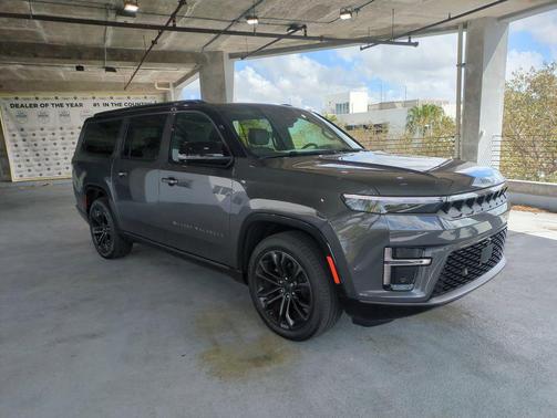 2026 Jeep Grand Wagoneer L Summit Obsidian 4x4