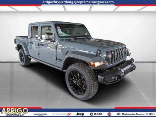 2025 Jeep Gladiator Nighthawk