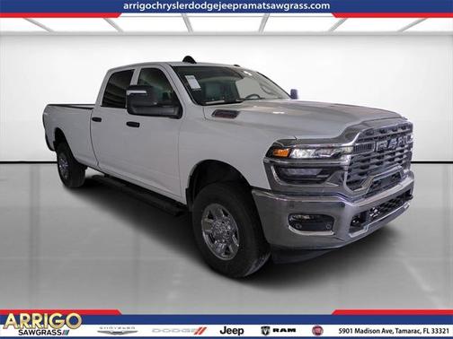 2025 RAM 2500 Tradesman Crew Cab 4x4 8' Box