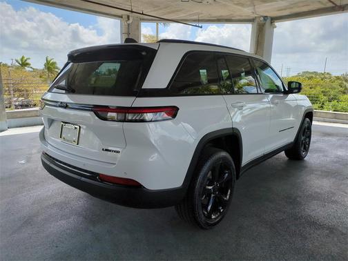 2025 Jeep Grand Cherokee Limited X