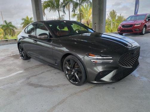 Makalu Gray 2023 Genesis G70 2.0T RWD