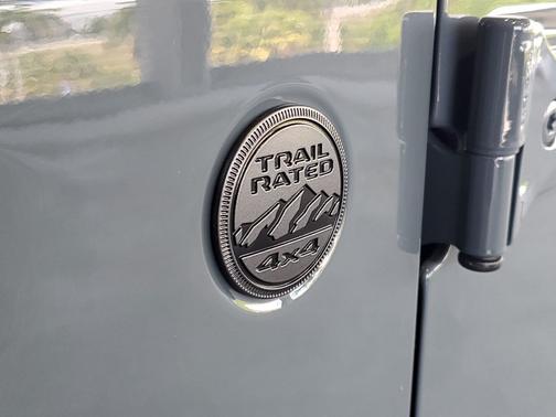 Anvil Clearcoat 2025 Jeep Wrangler Sport S