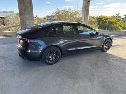 2024 Tesla Model 3 Long Range