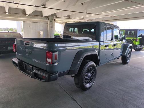 2025 Jeep Gladiator Sport S