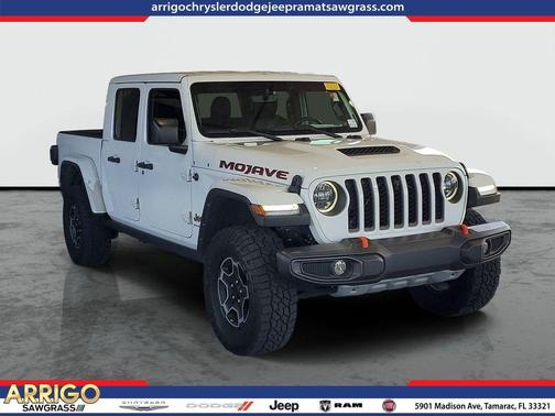 Bright White Clearcoat 2023 Jeep Gladiator Mojave 4x4