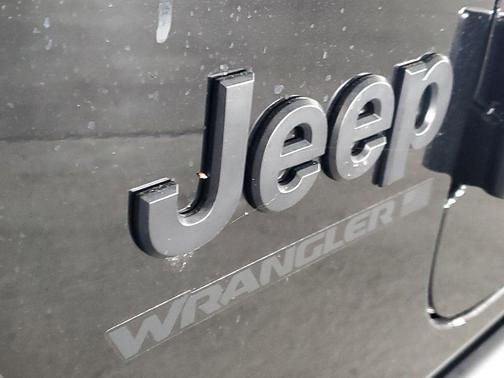 Black Clearcoat 2026 Jeep Wrangler Willys