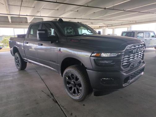 2025 RAM 2500 Big Horn Crew Cab 4x4 6'4' Box