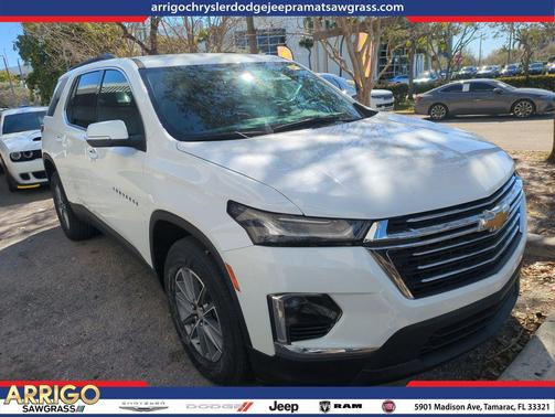 2022 Chevrolet Traverse LT Cloth