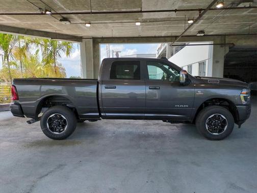 2025 RAM 2500 Laramie Crew Cab 4x4 6'4' Box