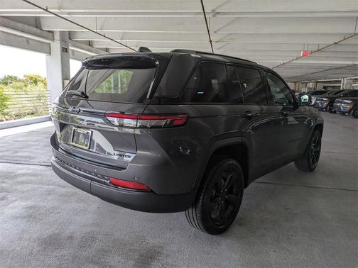2025 Jeep Grand Cherokee Limited X