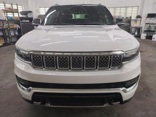2024 Jeep Grand Wagoneer L Series III 4x4