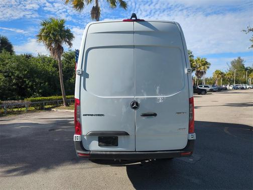 2024 Mercedes-Benz Sprinter 2500 High Roof