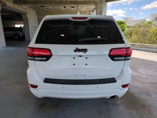 2021 Jeep Grand Cherokee Laredo